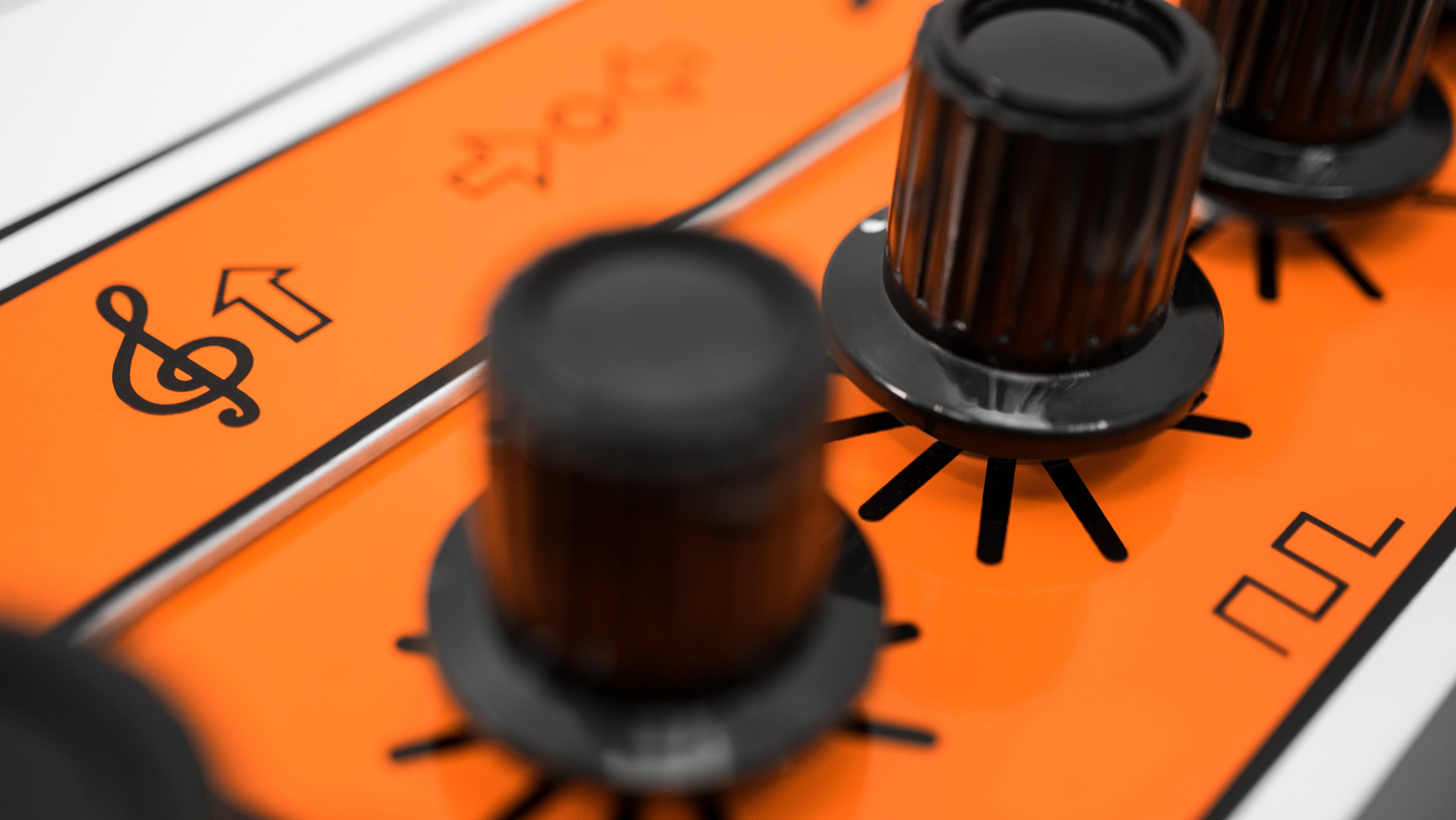 Orange TINY TERROR - 中規模ライブハウスにも対応できるクラスA／15W